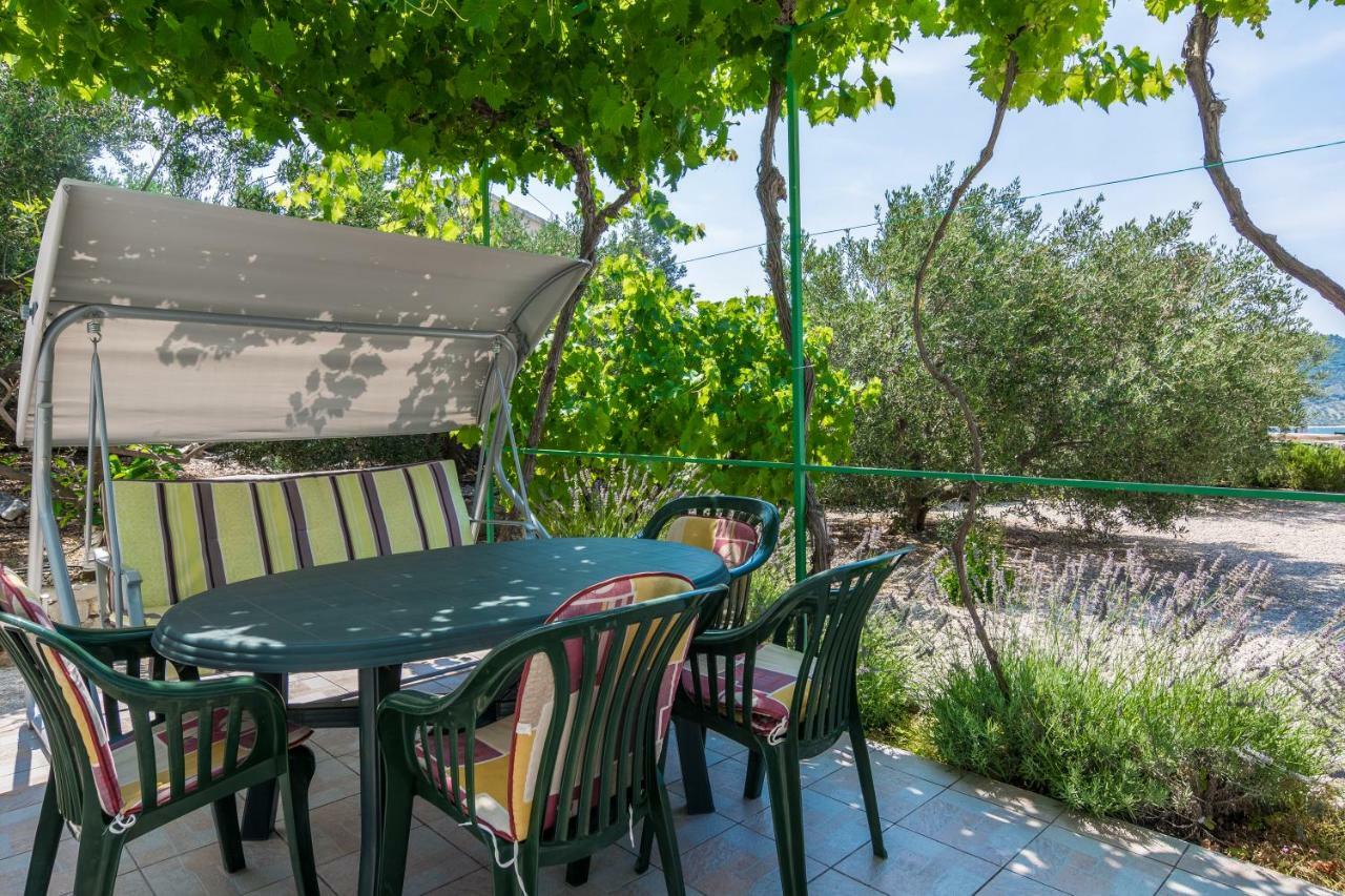 Olive Gardens Apartment Primosten Exterior photo